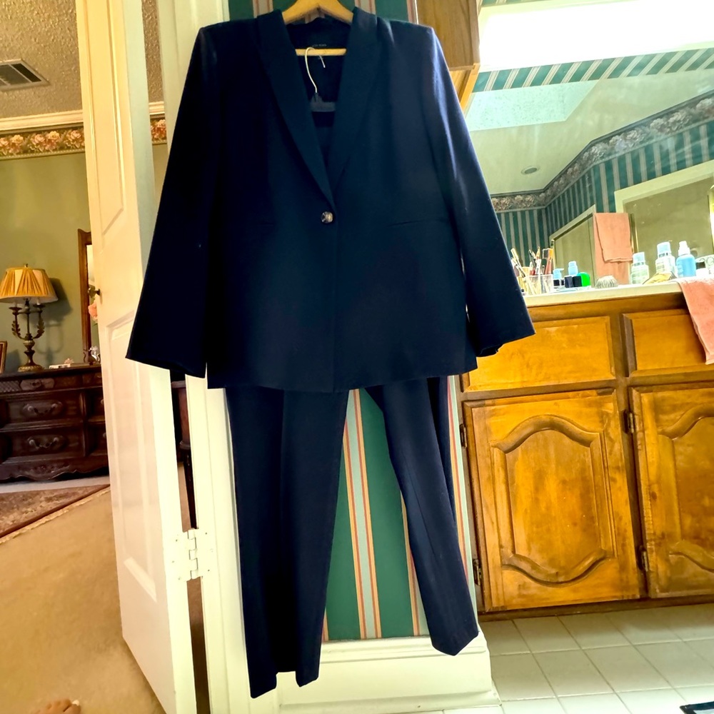 Navy Blue Alex Marie Suit
